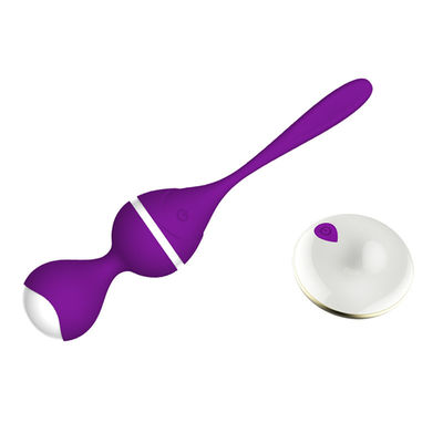 Vagina del ejercicio de Kegel que aprieta bolas