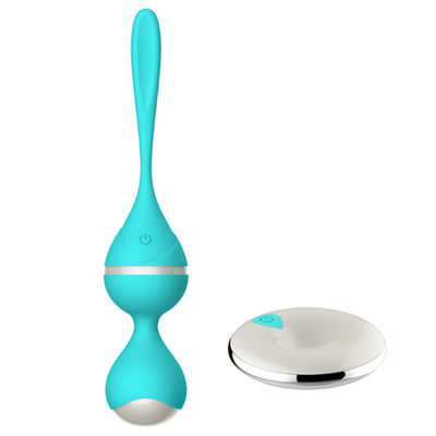 Vagina del ejercicio de Kegel que aprieta bolas