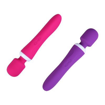 Las muchachas del sistema de pesos americano hacen amor el accesorio femenino del Massager de la vara 3.7v recargable Li Ion Battery