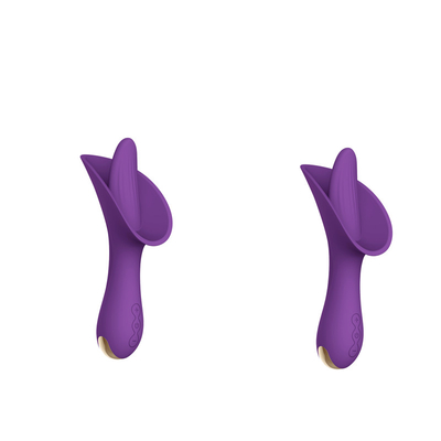 Lengua oral del trabajo del soplo que lame el vibrador del estimulador del clítoris de los lechones de la entrerrosca del vibrador